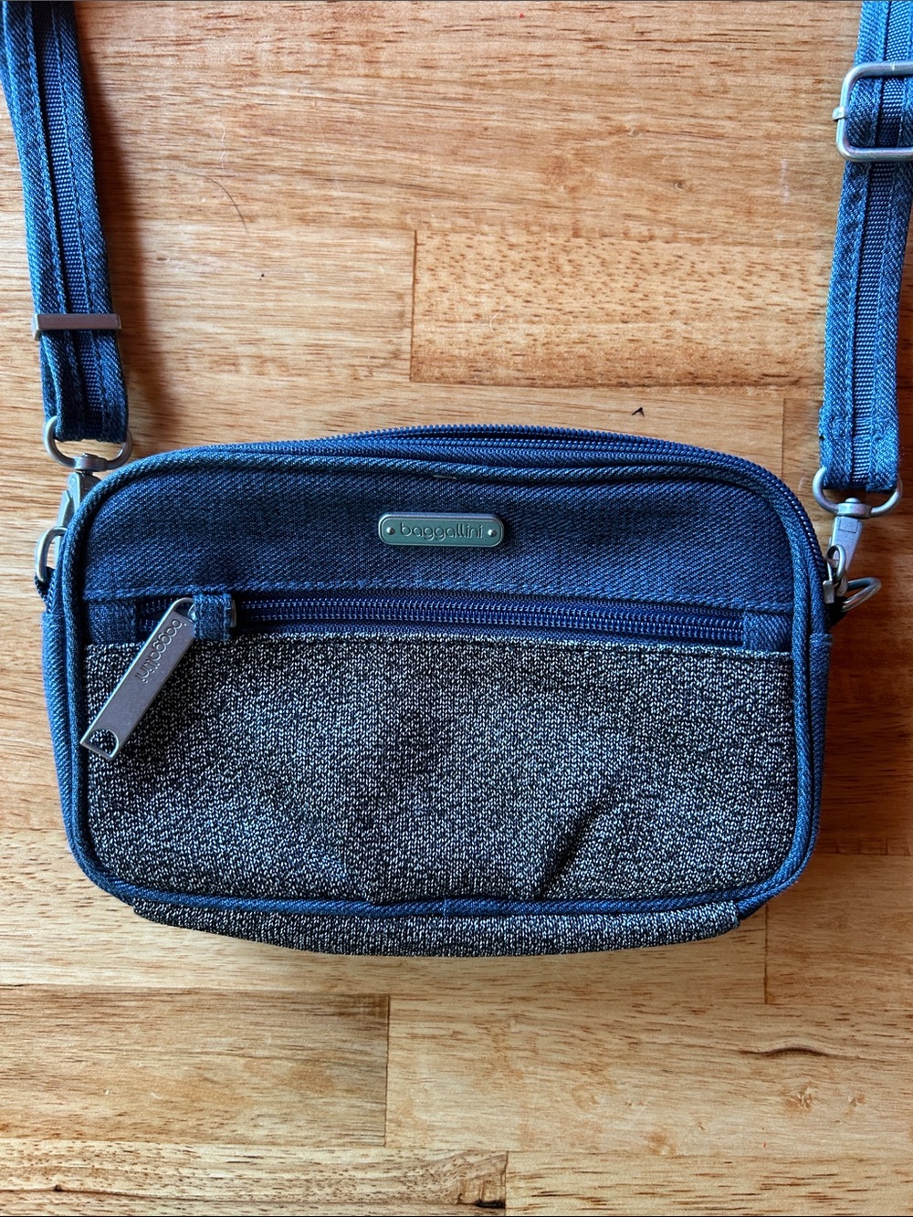 Baggallini Navy and Heathered Gray Compact Crossbody Bag